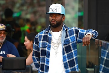 Floyd Mayweather looks on prior to the match between Nashville SC and Inter Miami CF at DRV PNK Stadium on August 30, 2023.